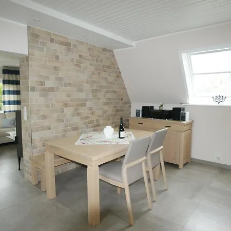 Holiday home Nicole *